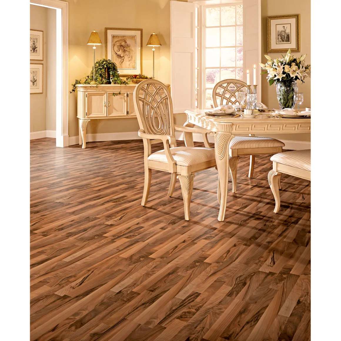 Basic Laminatboden Nussbaum 137,6 x 19,3 cm