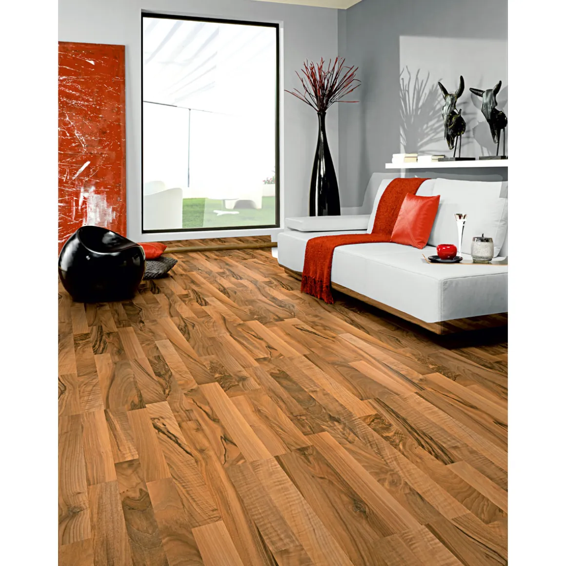 Basic Laminatboden Nussbaum 137,6 x 19,3 cm