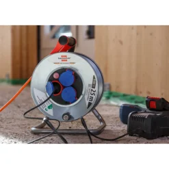 Brennenstuhl Kabeltrommel 25m Garant S IP4