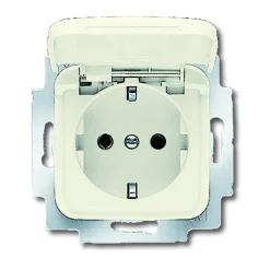 Busch-Jaeger SCHUKO-Steckdose Busch-Duro 2000 SI Klappdeckel