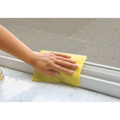 E-Profildichtung selbstklebend braun 10m 9x4 mm