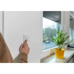 Schellenberg Rolladen-Tastschalter mit Rastfunktion Unterputz weiß