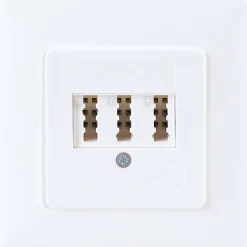 Schwaiger Telefonanschlussdose Universal 3-fach Unterputz