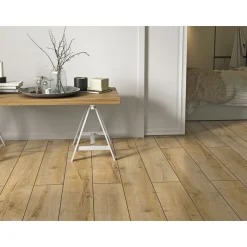 Specht Laminatboden Deluxe Aqua Eiche light 128,5 x 19,2 cm