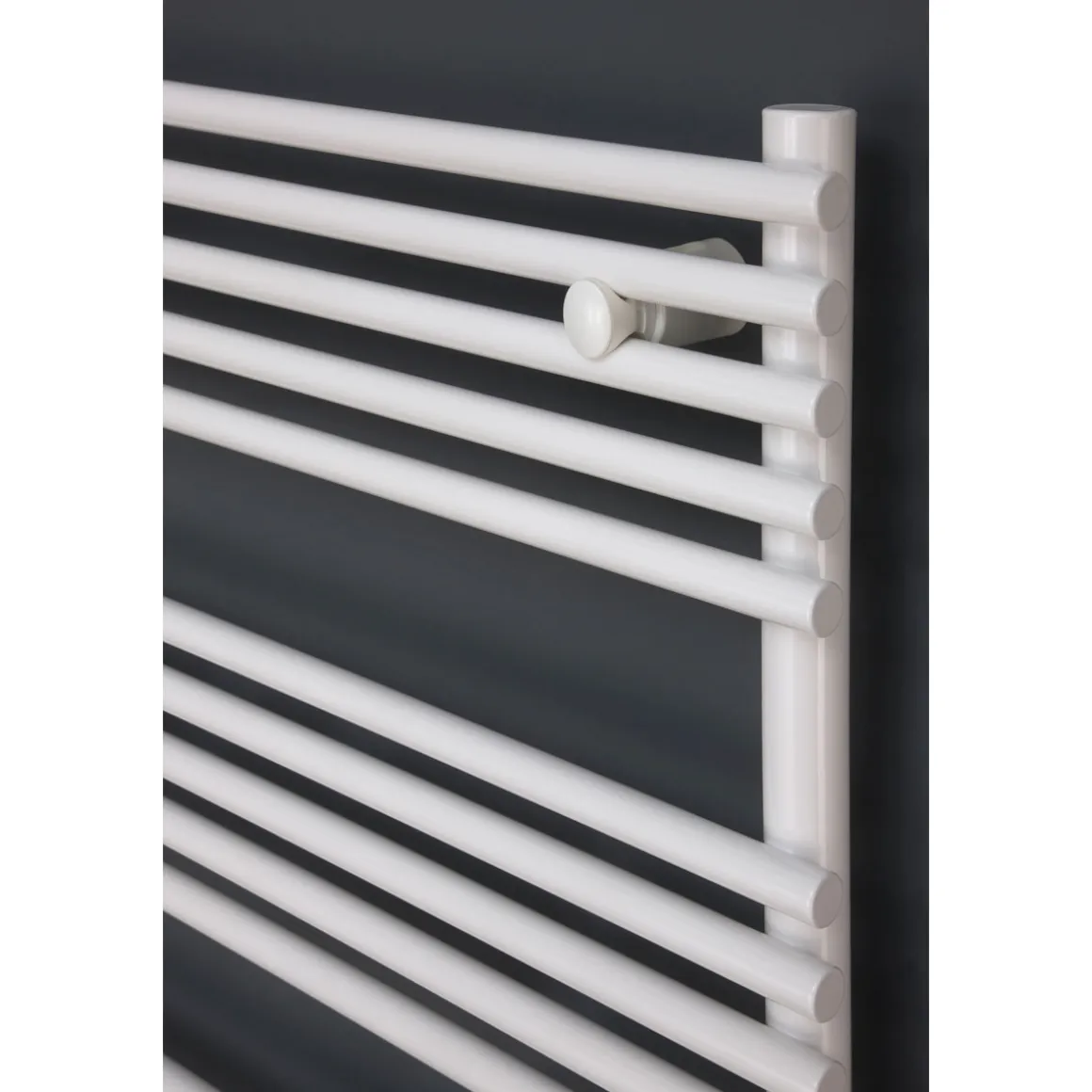 Ximax Elektrischer Handtuchwärmer Tec 1238 x 580 mm 600 Watt Typ 7 Weiß